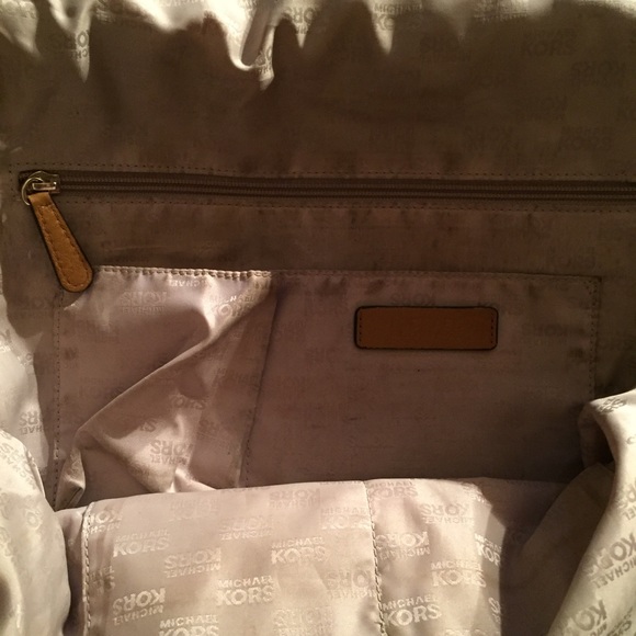 auth MICHAEL by MICHAEL KORS overnight bag $650 - Picture 8 of 16